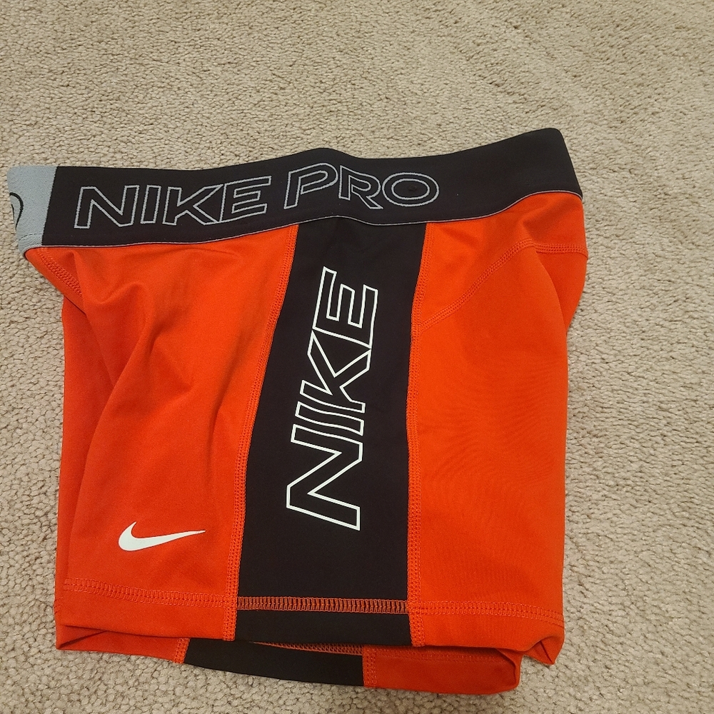 Nike pro bike shorts size medium